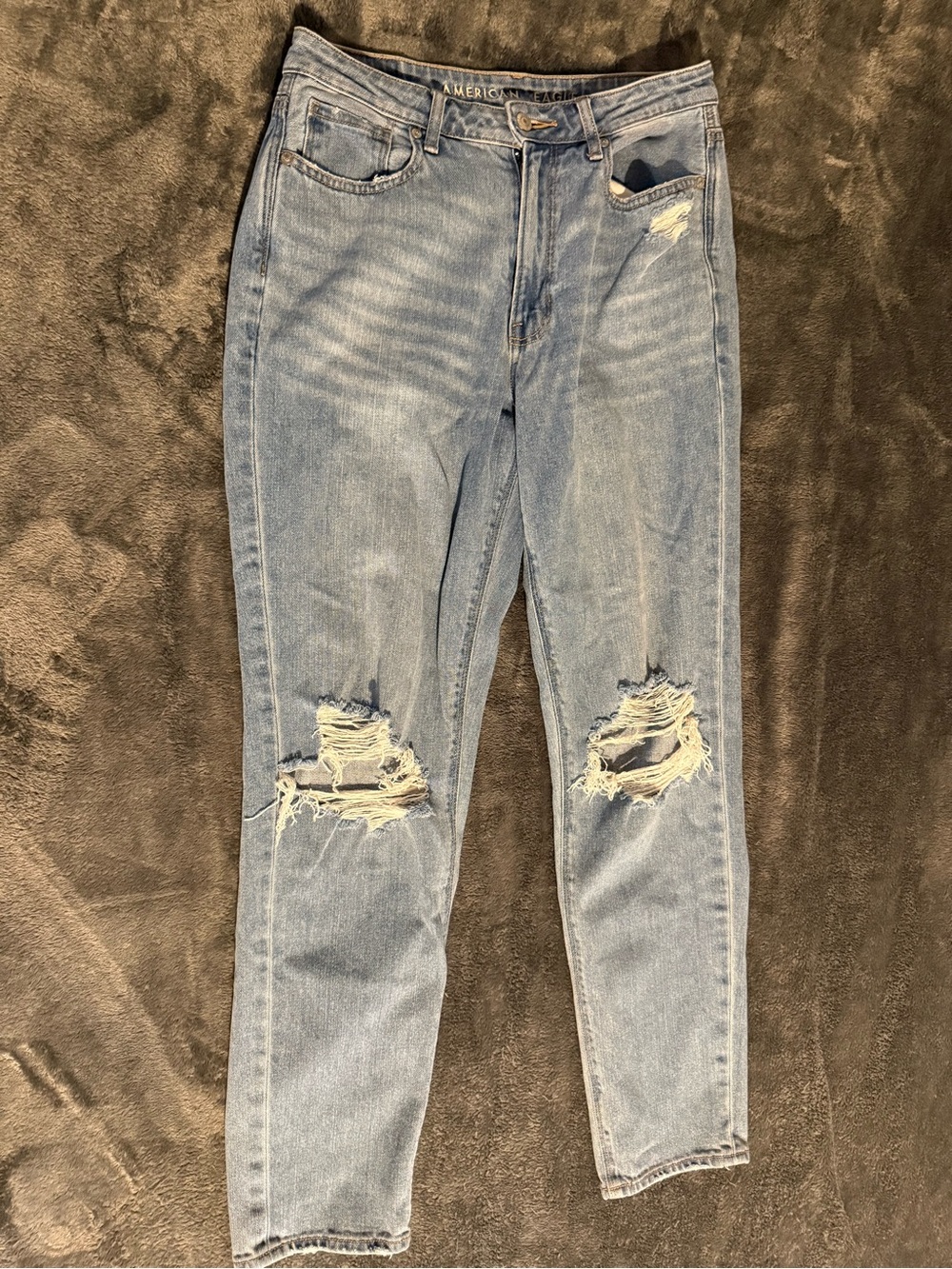 American Eagle Mom Jean